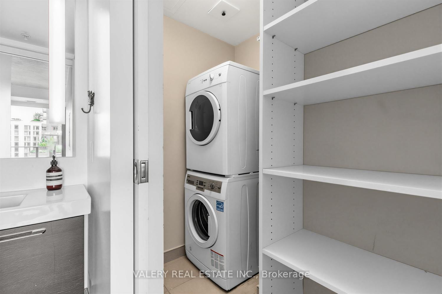 1022-629 King St, Toronto — 16