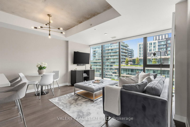 1022 - 629 King St - Photo 2