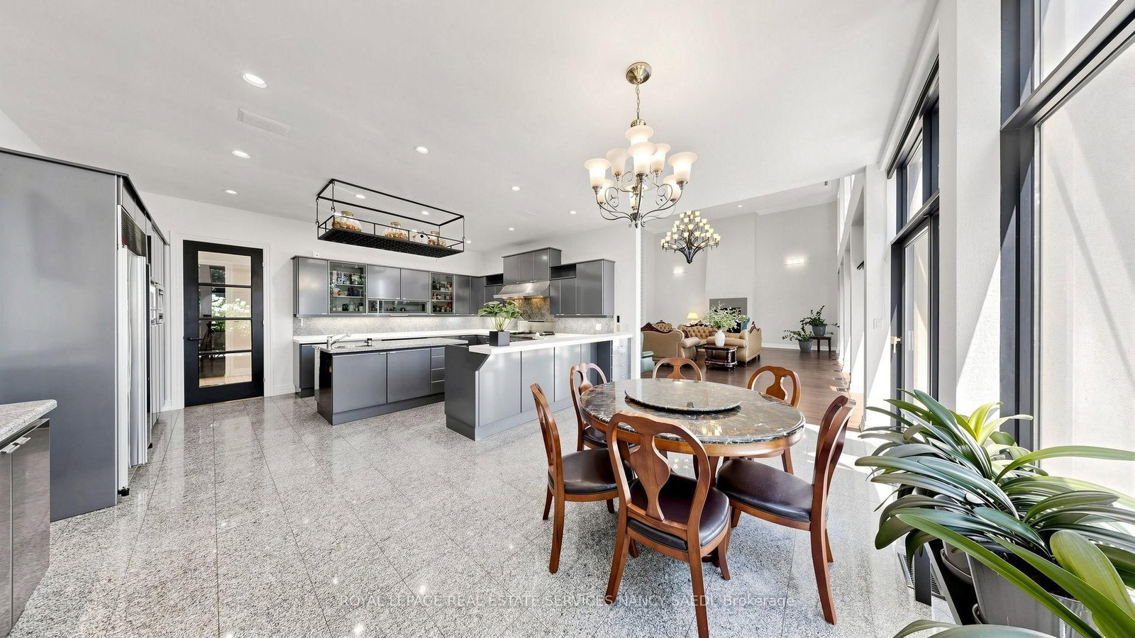 5 Abrams Pl, Toronto — 13