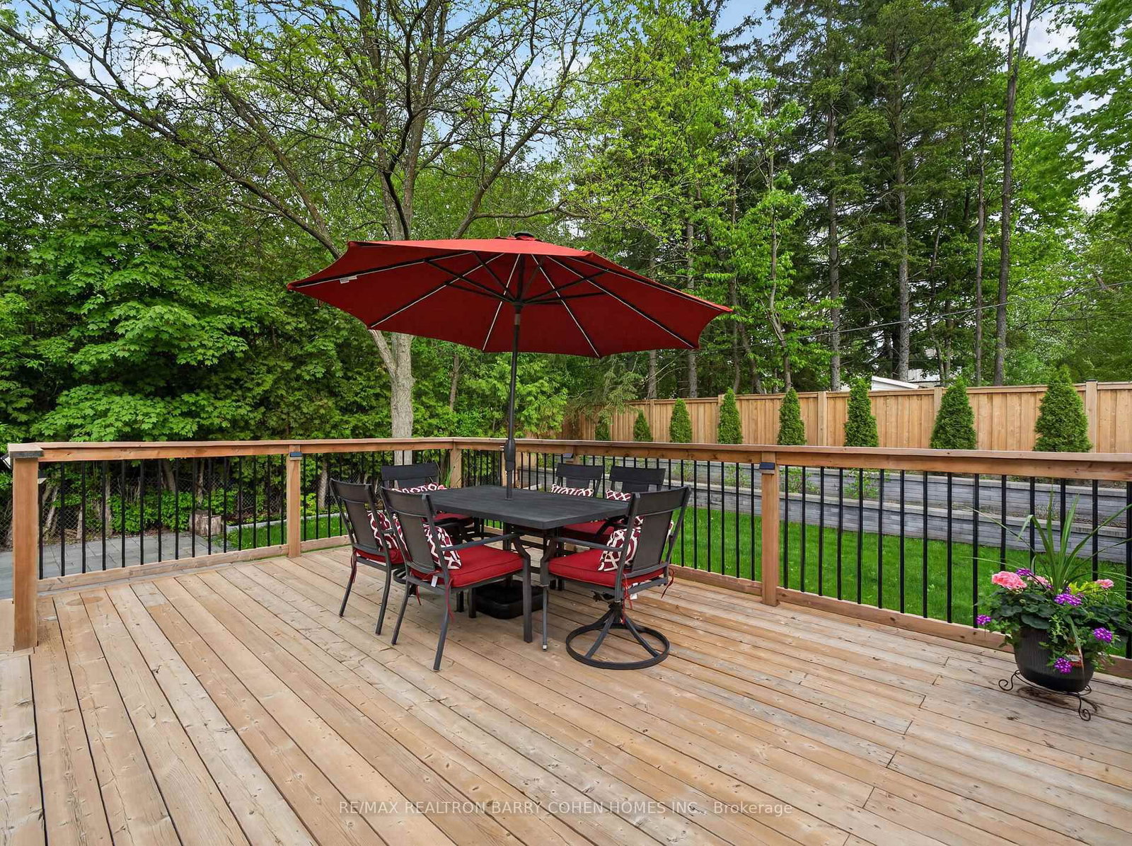 205 Northwood Dr, Toronto — 38