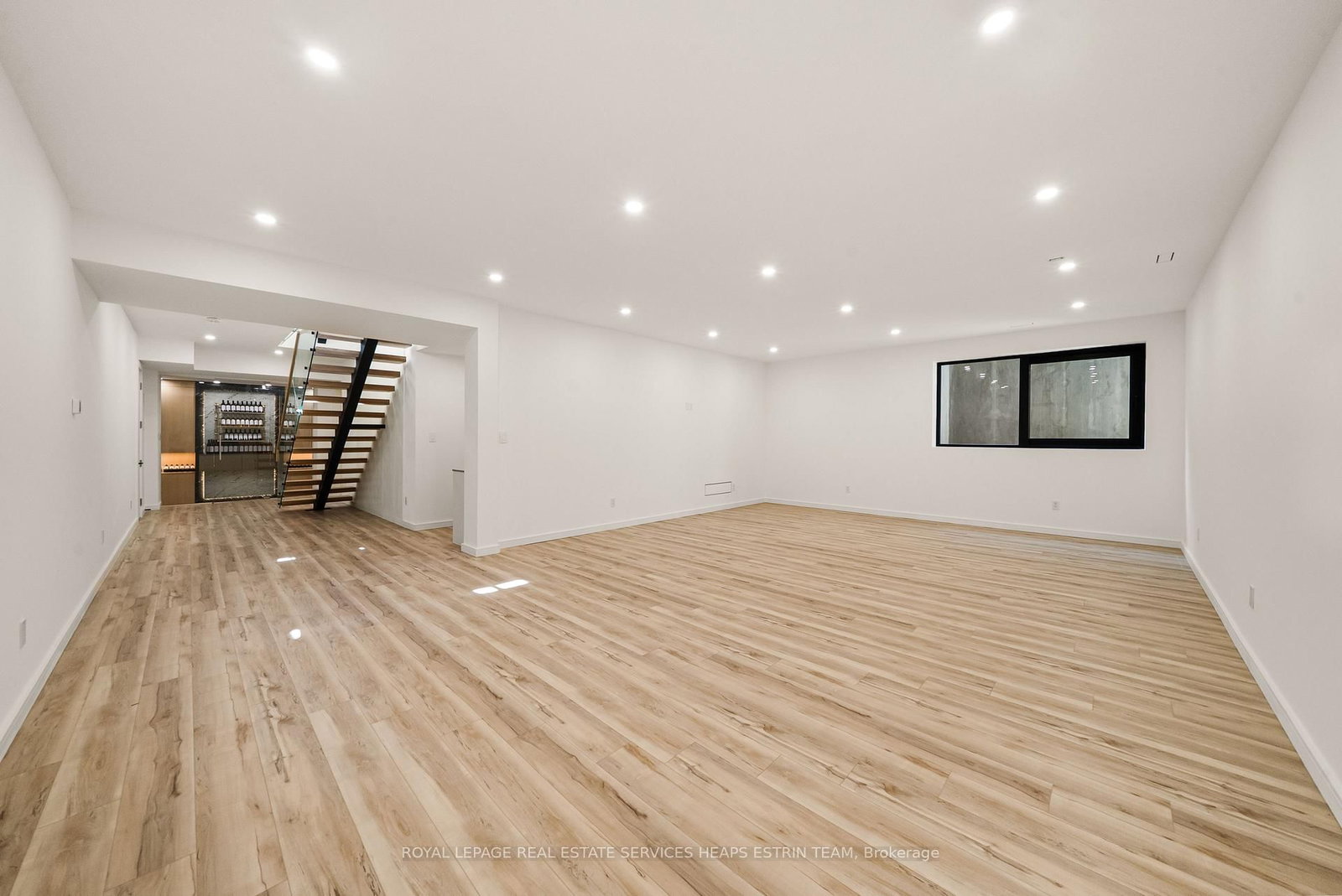 7 Lumley Ave, Toronto — 38