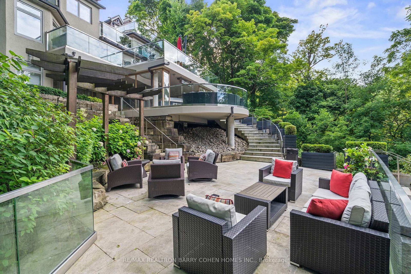 11 Ormsby Cres, Toronto — 42