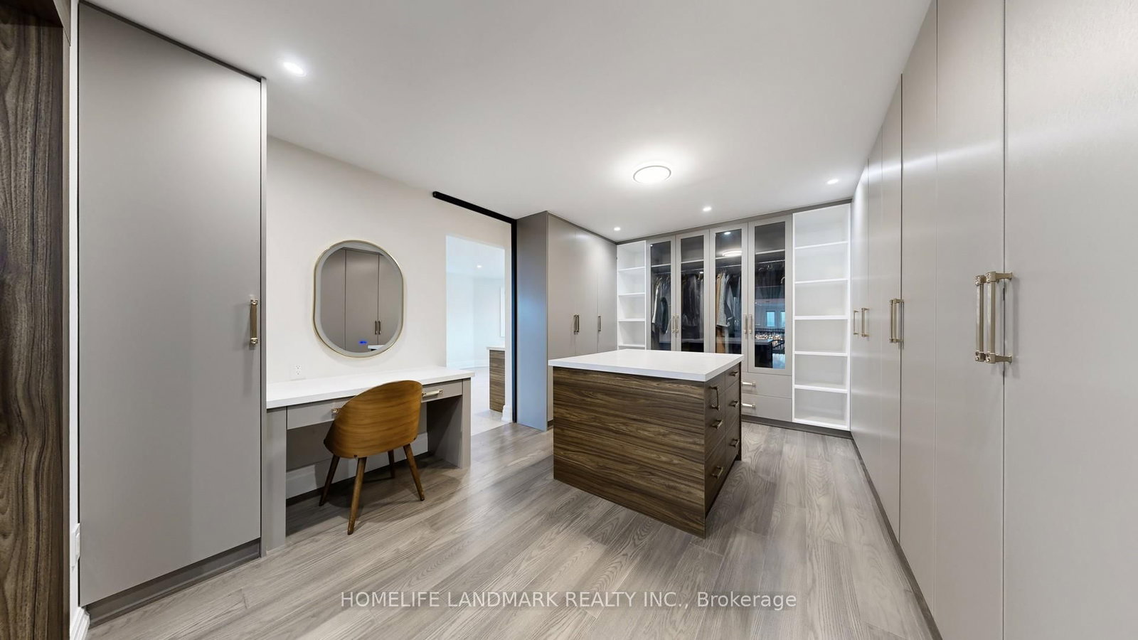 20 Blaine Dr, Toronto — 25