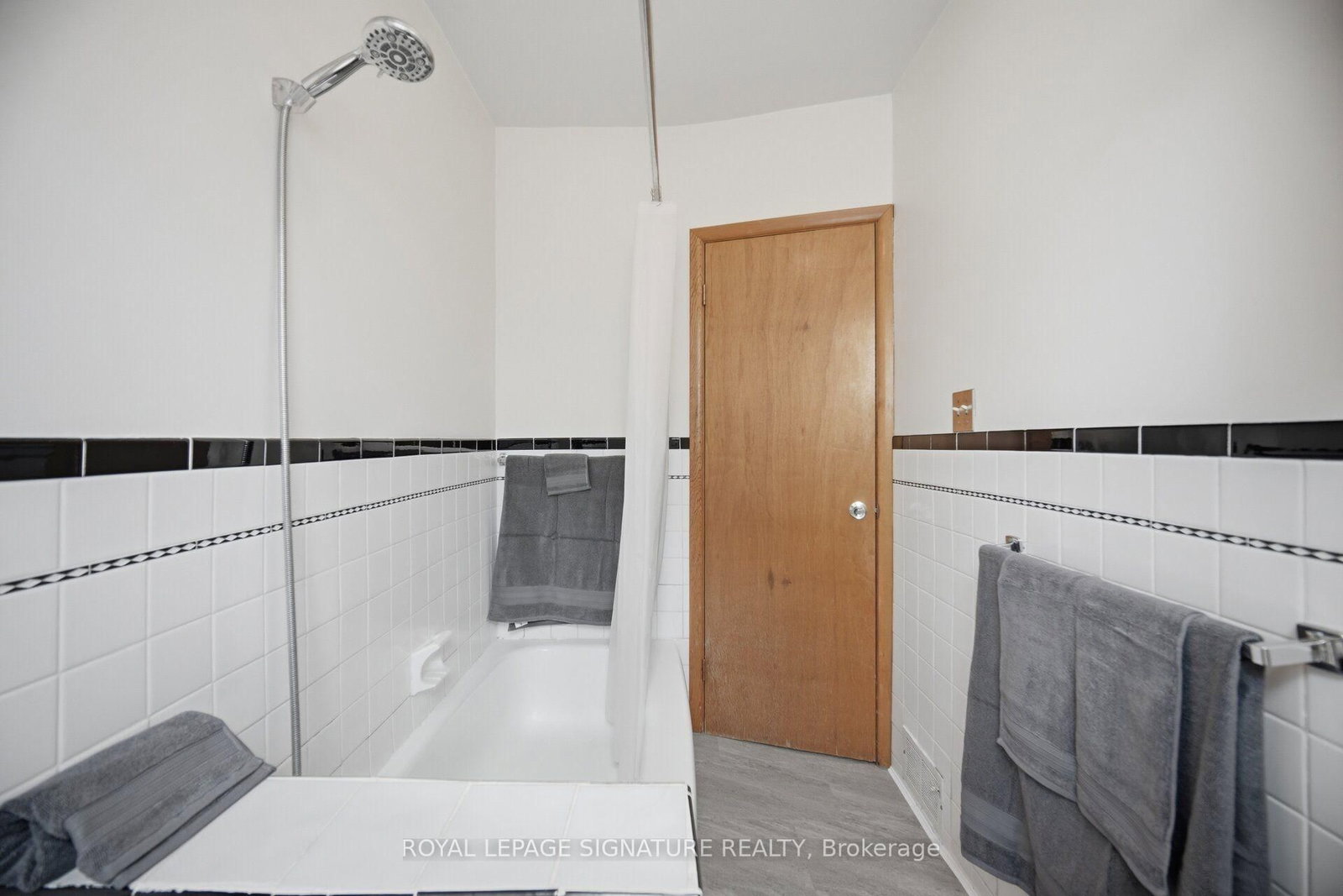 43 Marchmount Rd, Toronto — 31
