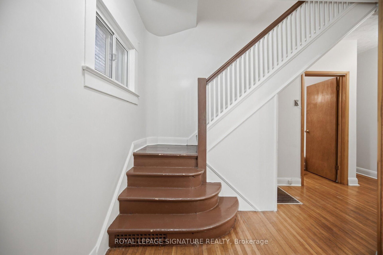 43 Marchmount Rd, Toronto — 9