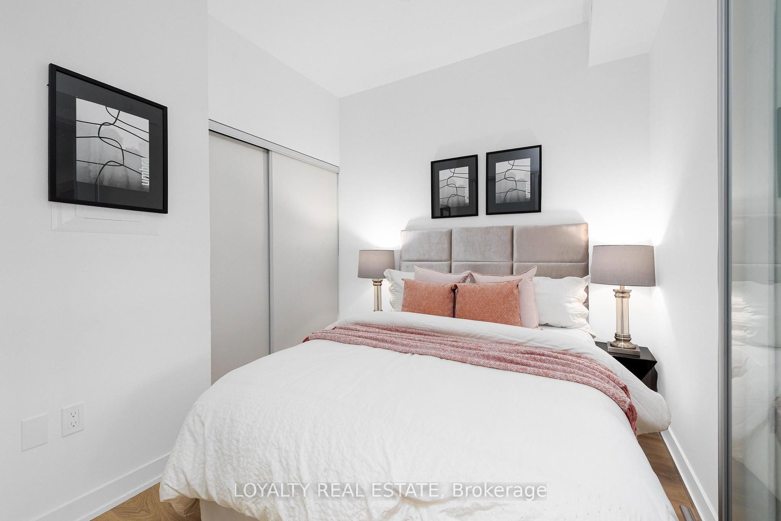 211-117 Broadway Ave, Toronto — 16