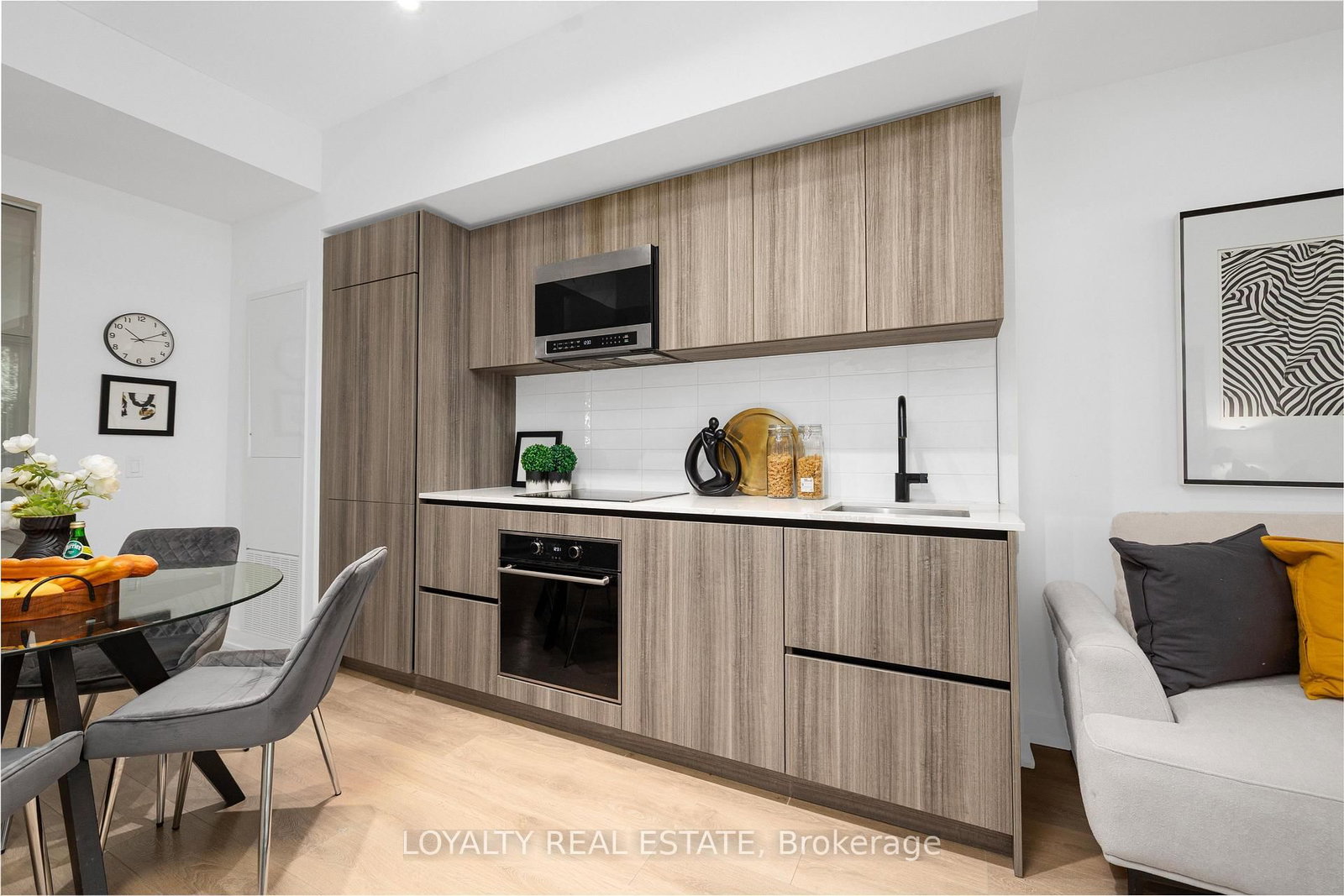 211-117 Broadway Ave, Toronto — 28