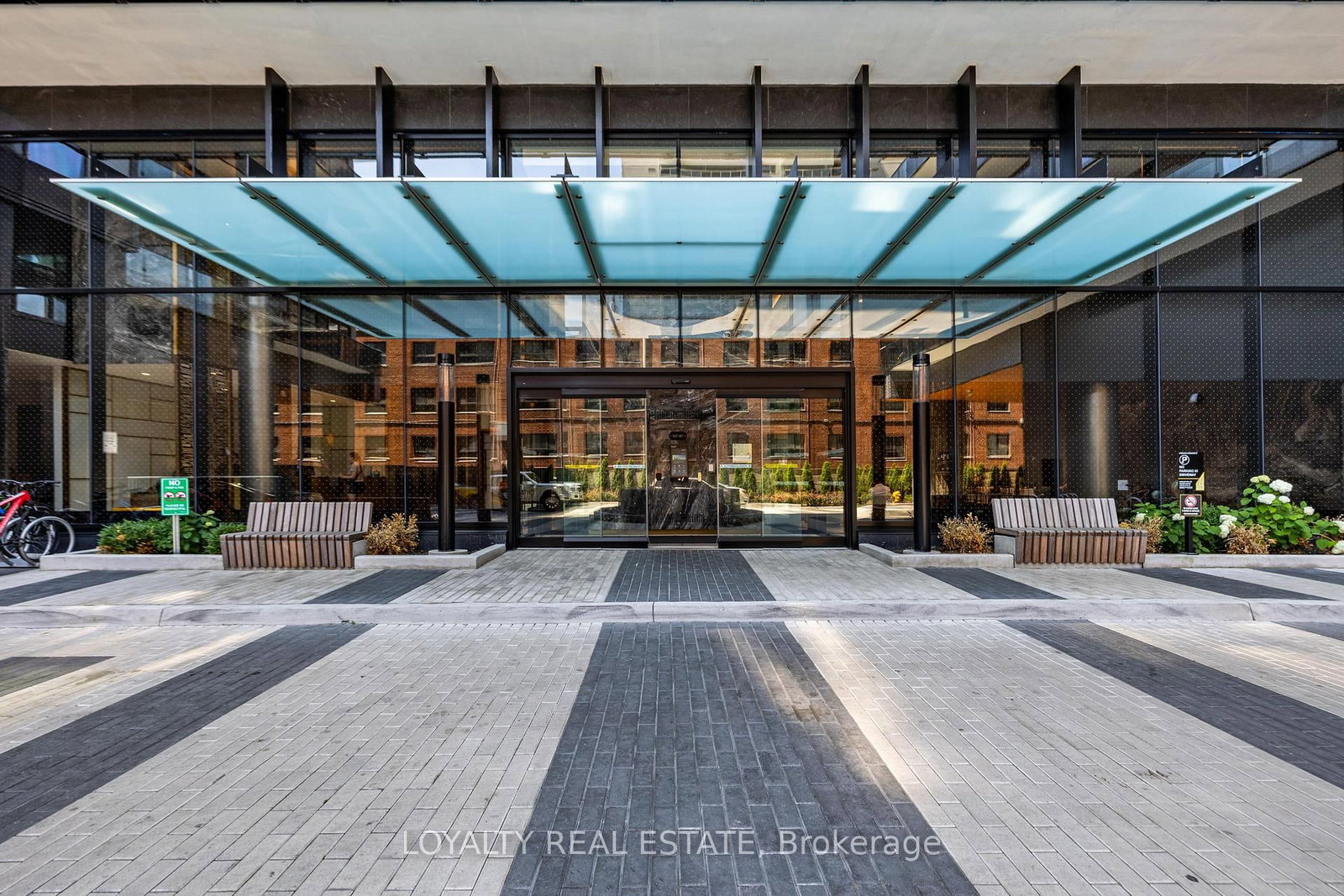 211-117 Broadway Ave, Toronto — 3