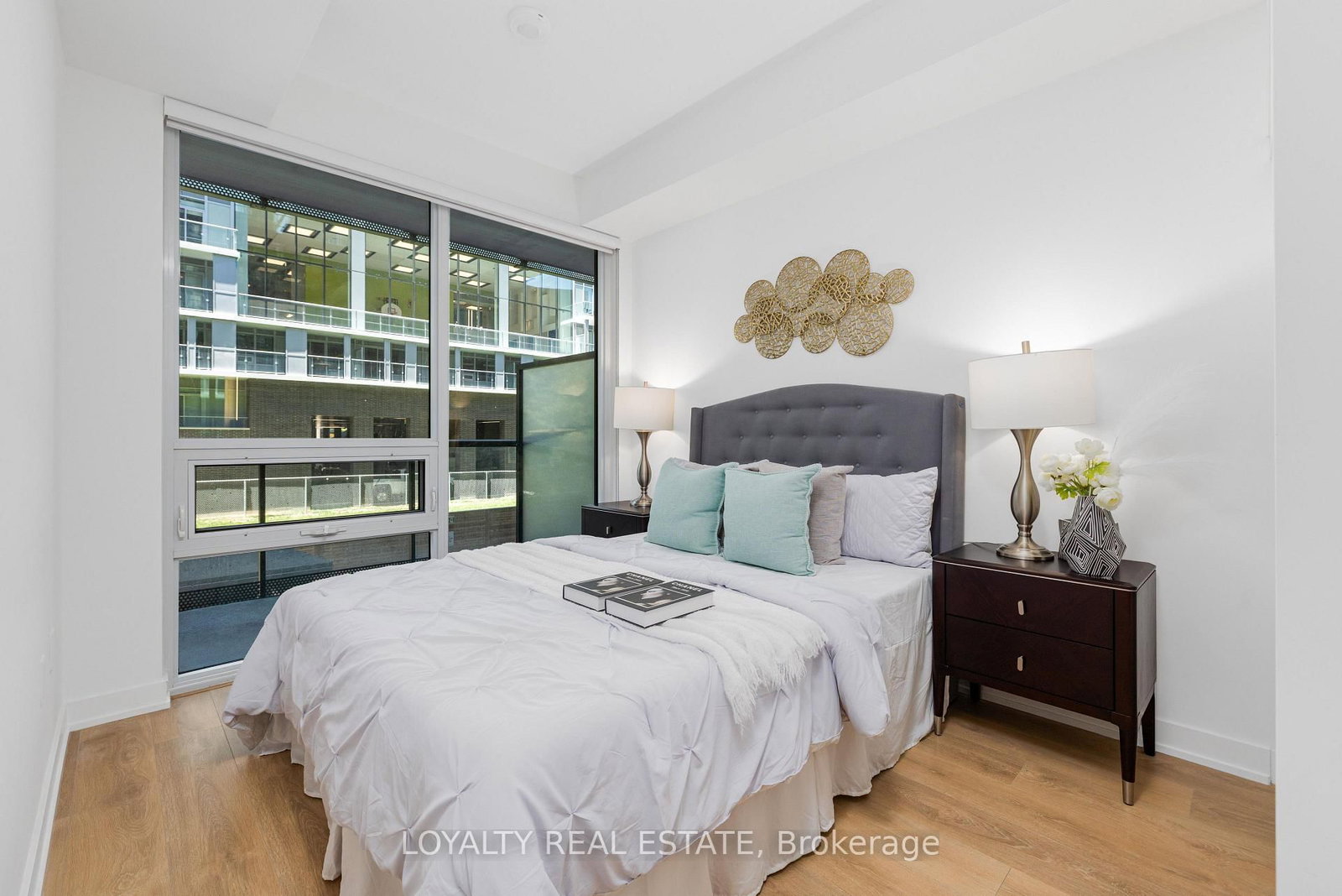 211-117 Broadway Ave, Toronto — 32