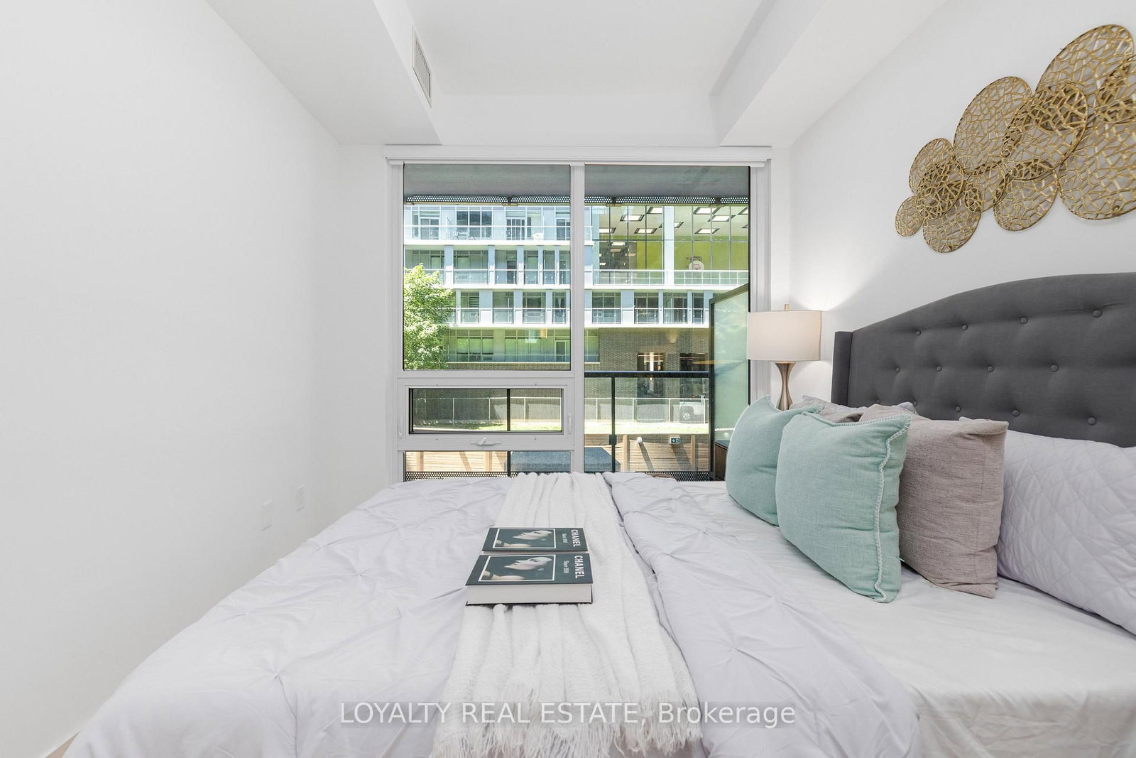 211-117 Broadway Ave, Toronto — 33