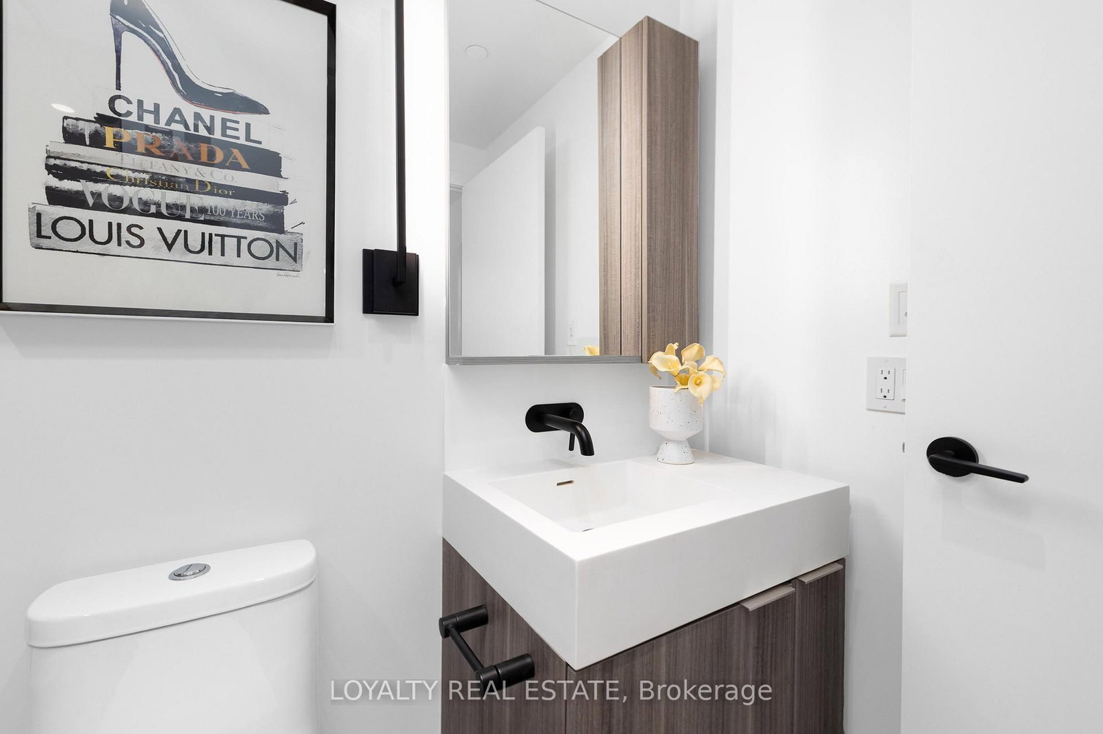 211-117 Broadway Ave, Toronto — 37