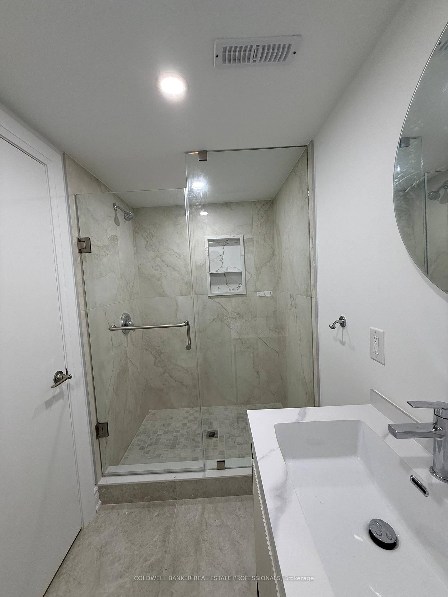 Basement A-232 Newton Dr, Toronto — 10