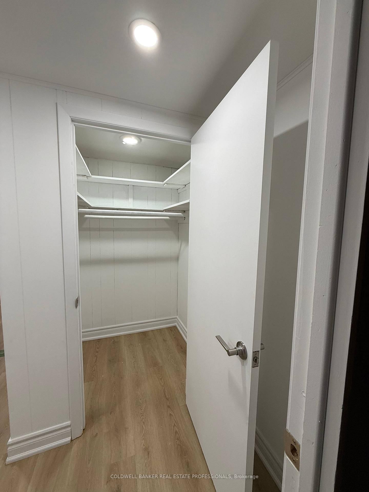 Basement B-232 Newton Dr, Toronto — 8
