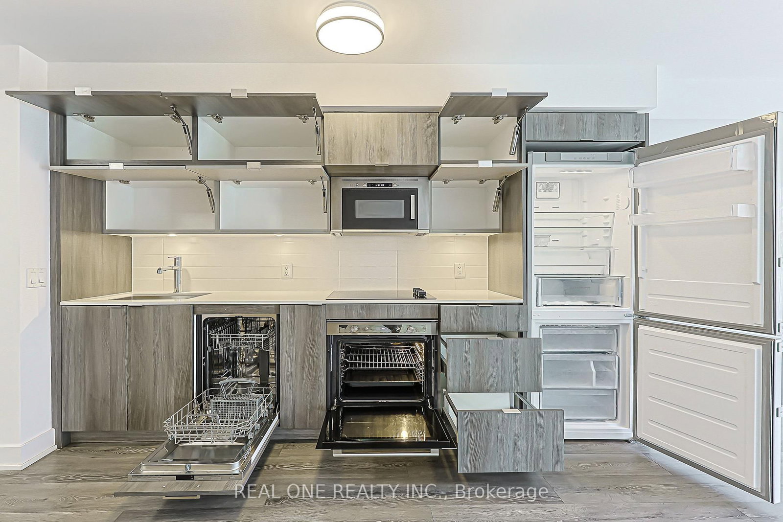 821-585 Bloor St, Toronto — 13