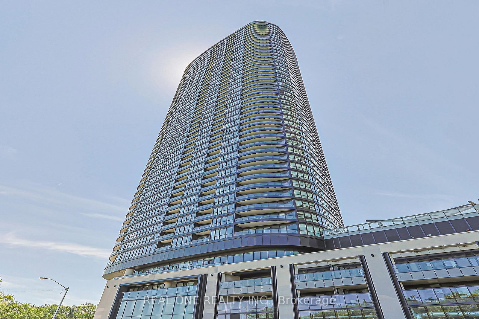 821-585 Bloor St, Toronto — 2