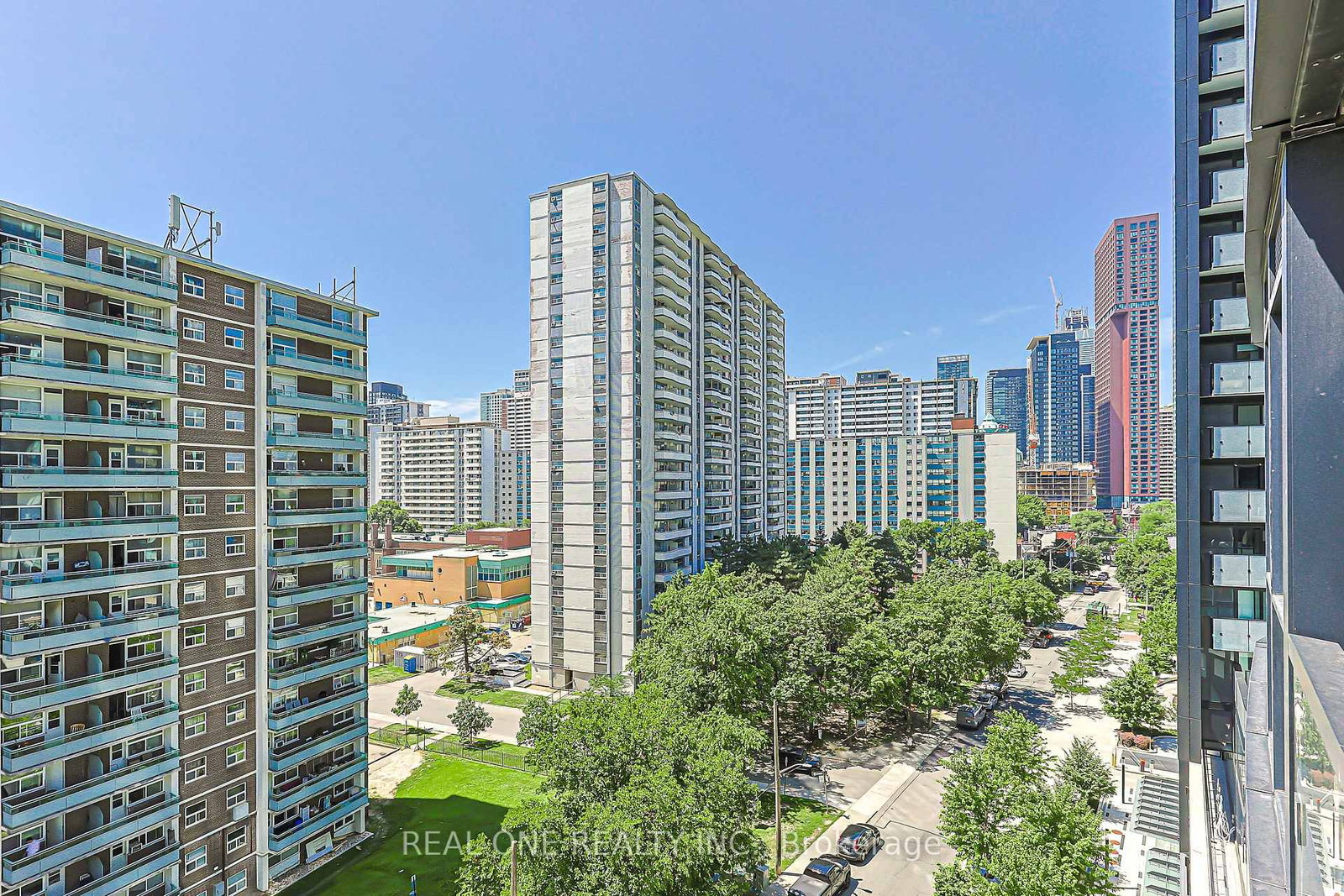 821-585 Bloor St, Toronto — 22
