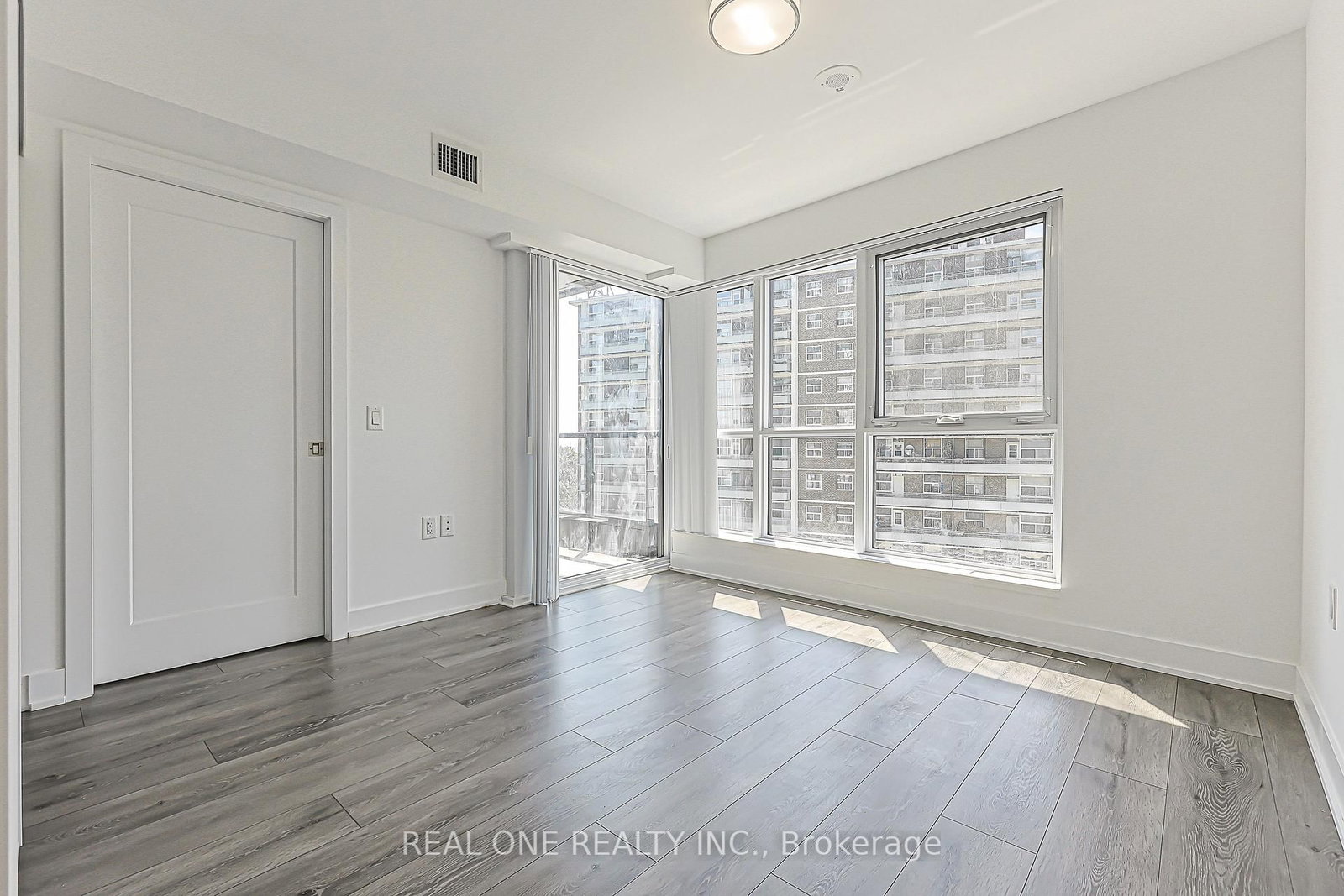 821-585 Bloor St, Toronto — 24