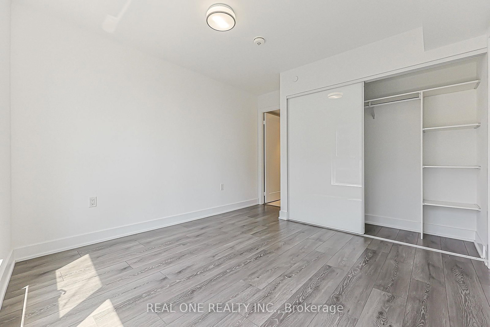 821-585 Bloor St, Toronto — 25