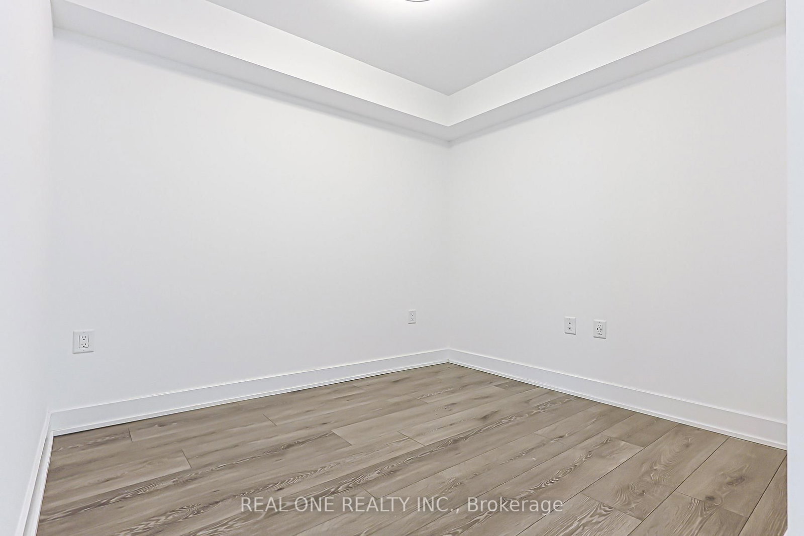821-585 Bloor St, Toronto — 29