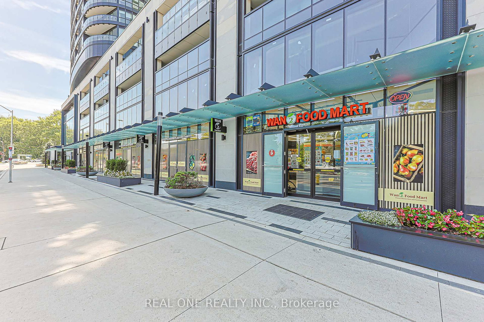 821-585 Bloor St, Toronto — 46