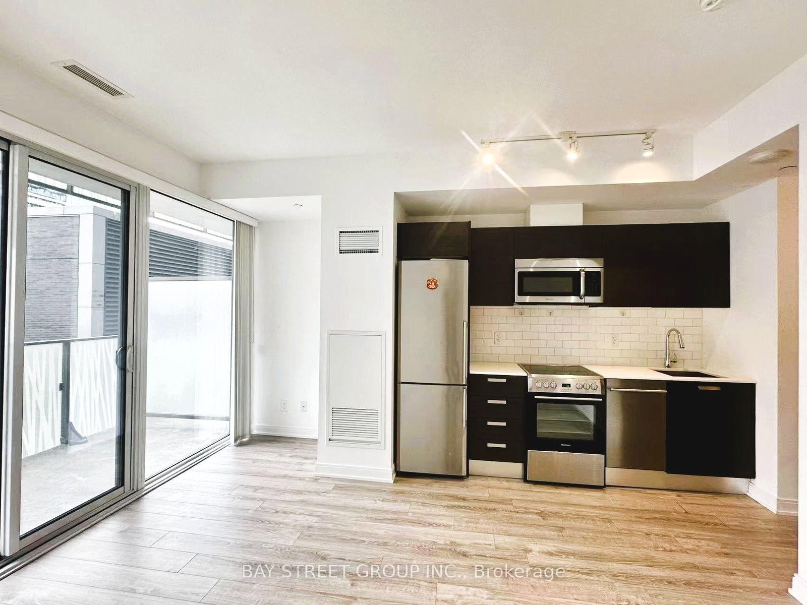 1108-42 Charles St, Toronto — 7