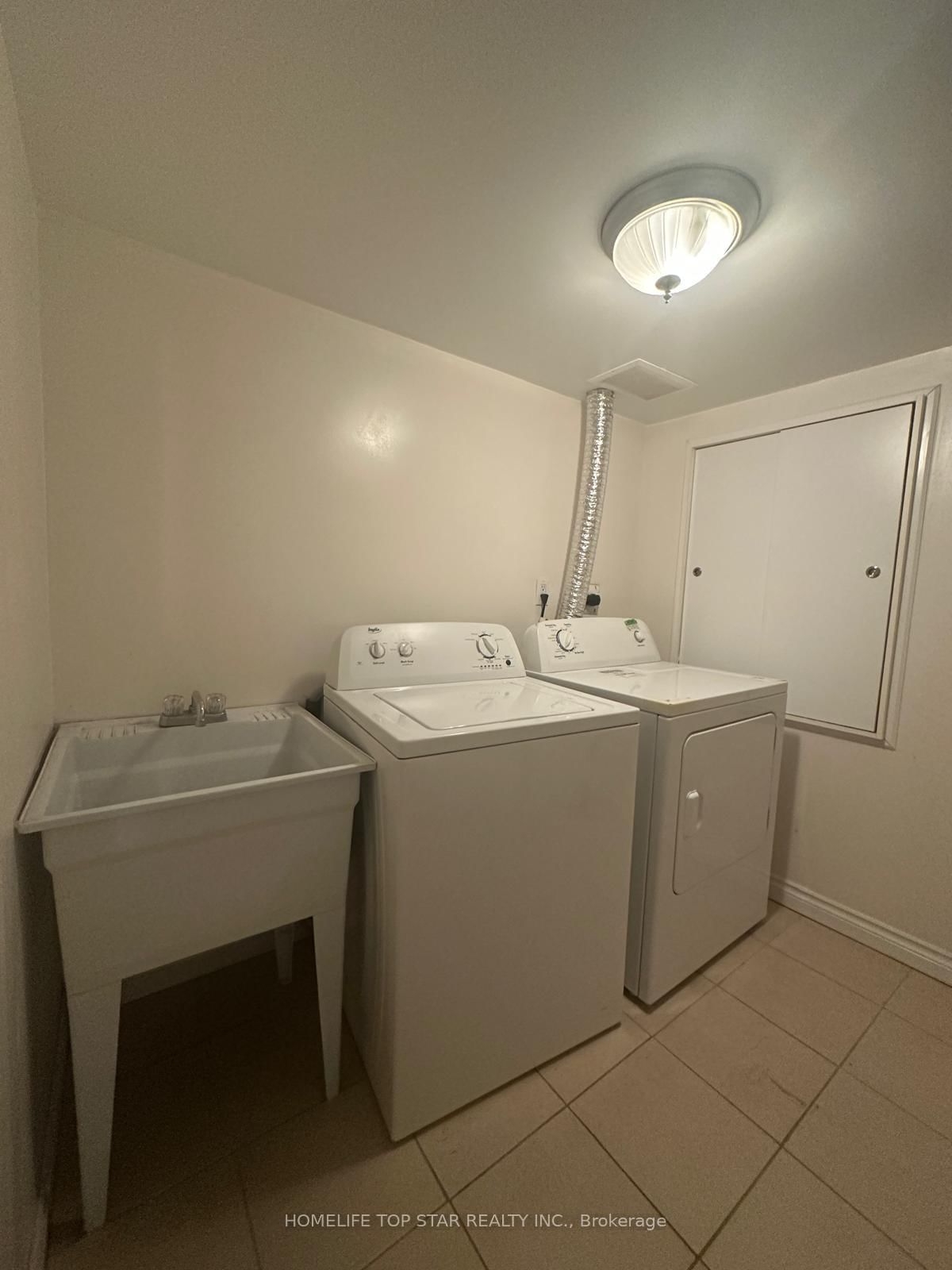 48 Dairy Dr, Toronto — 8