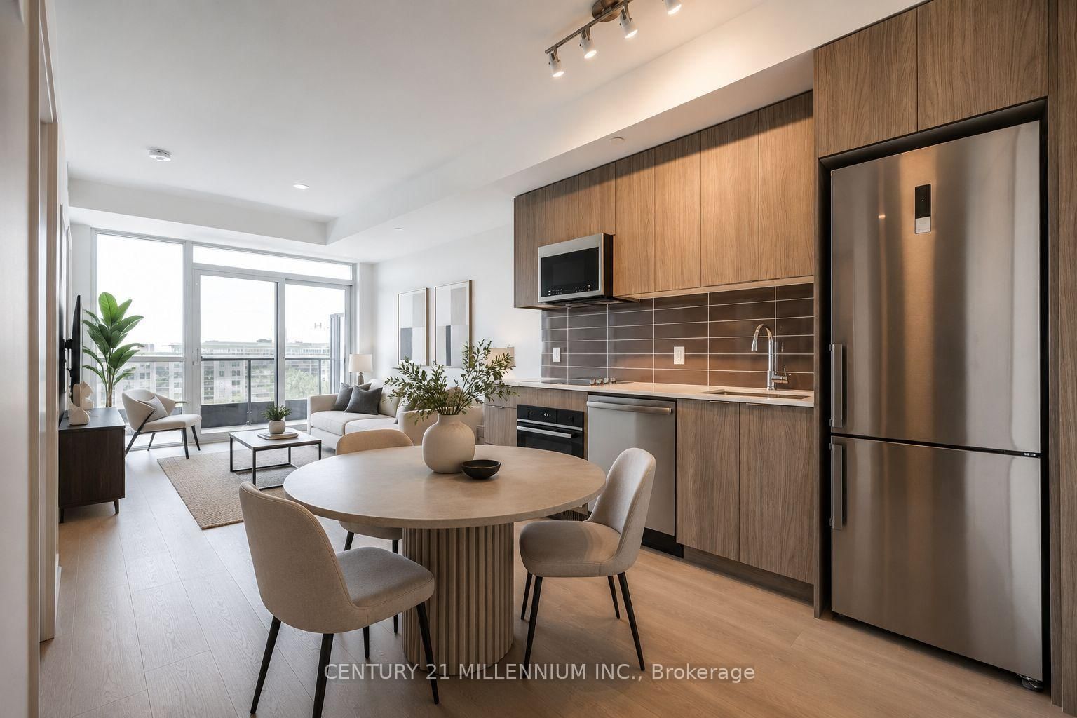 616-20 Dean Dr, Toronto — 9