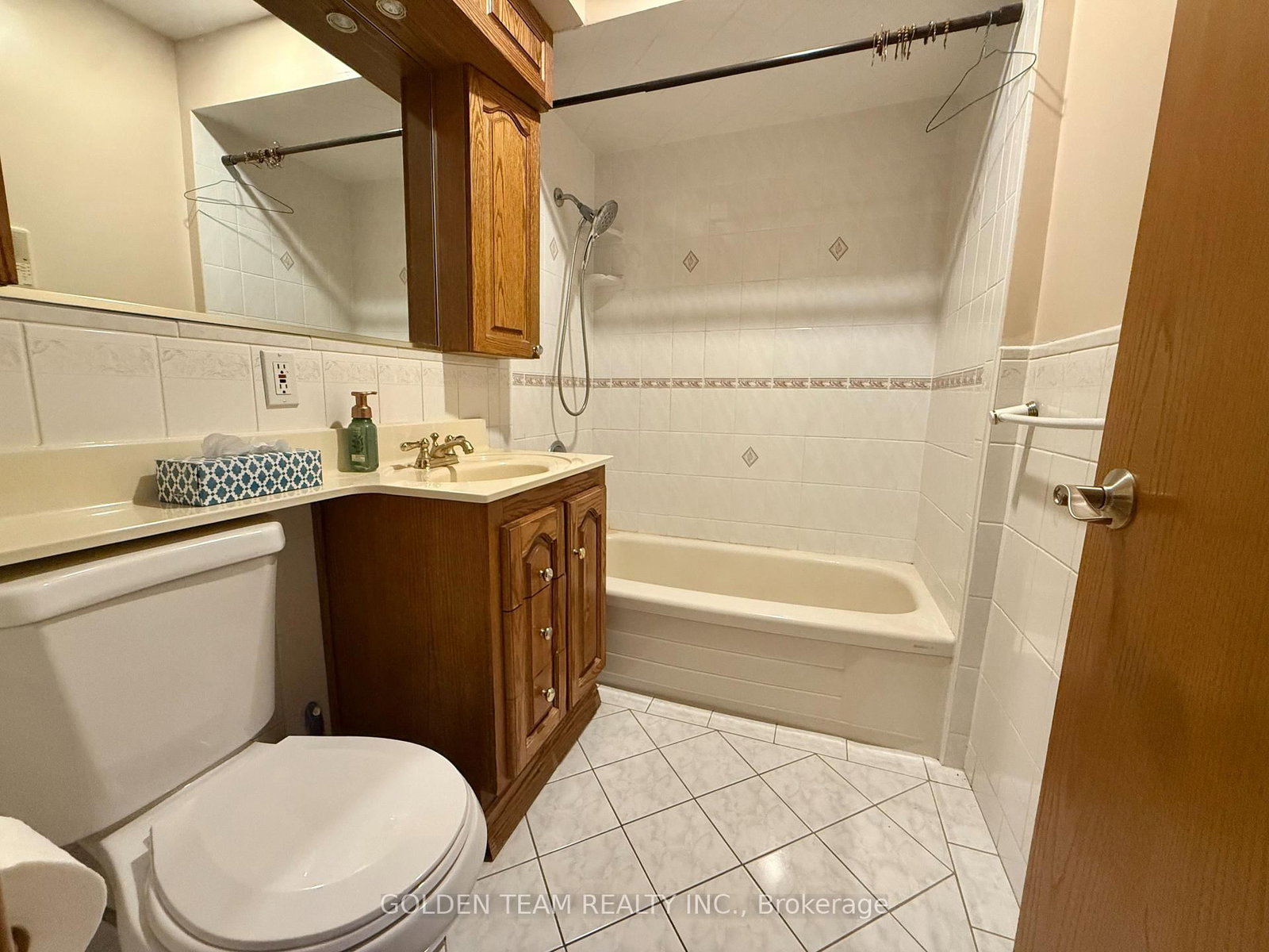 11 Amiens Rd, Toronto — 9