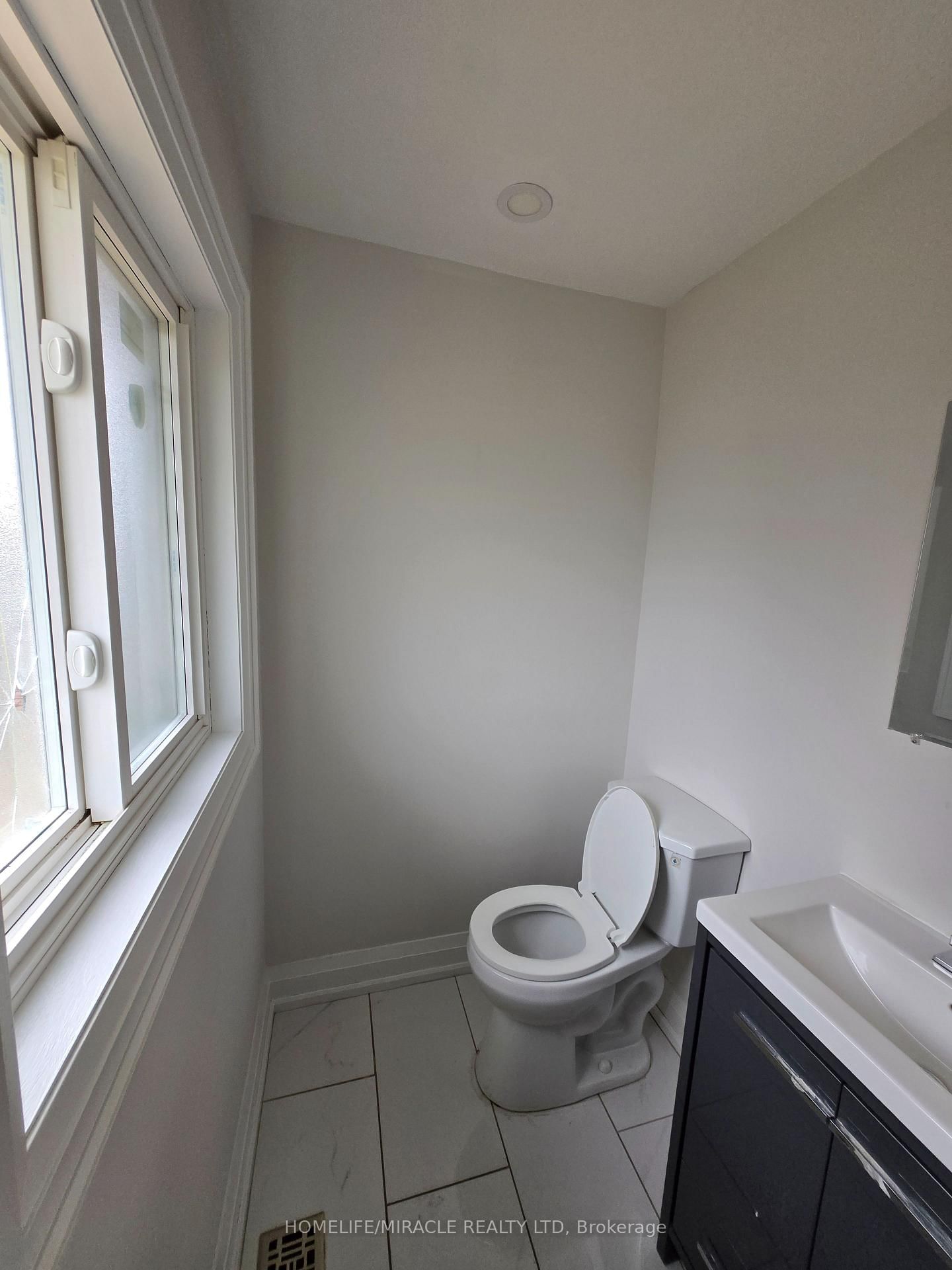 44 Staley Terr, Toronto — 31