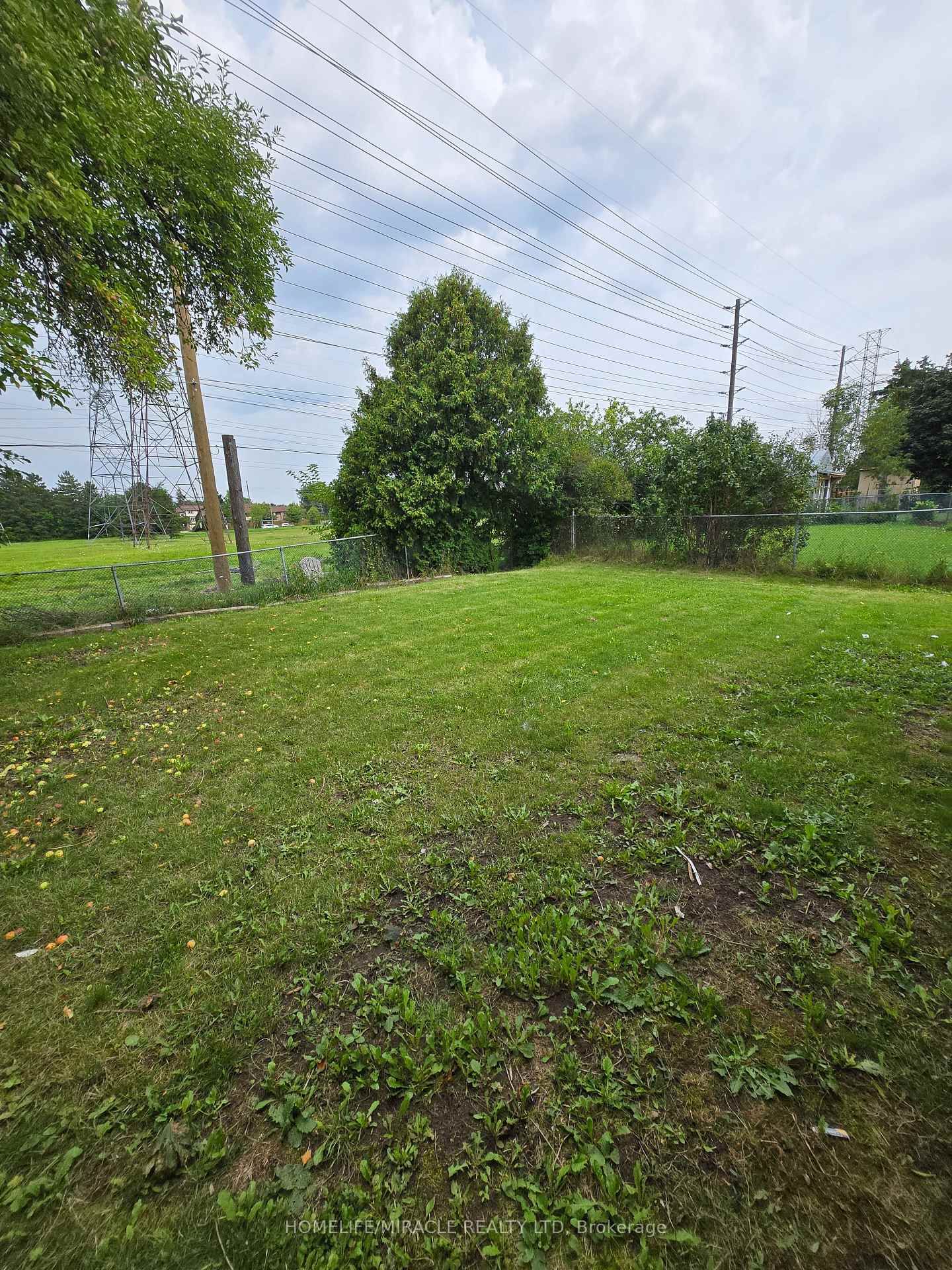 44 Staley Terr, Toronto — 42