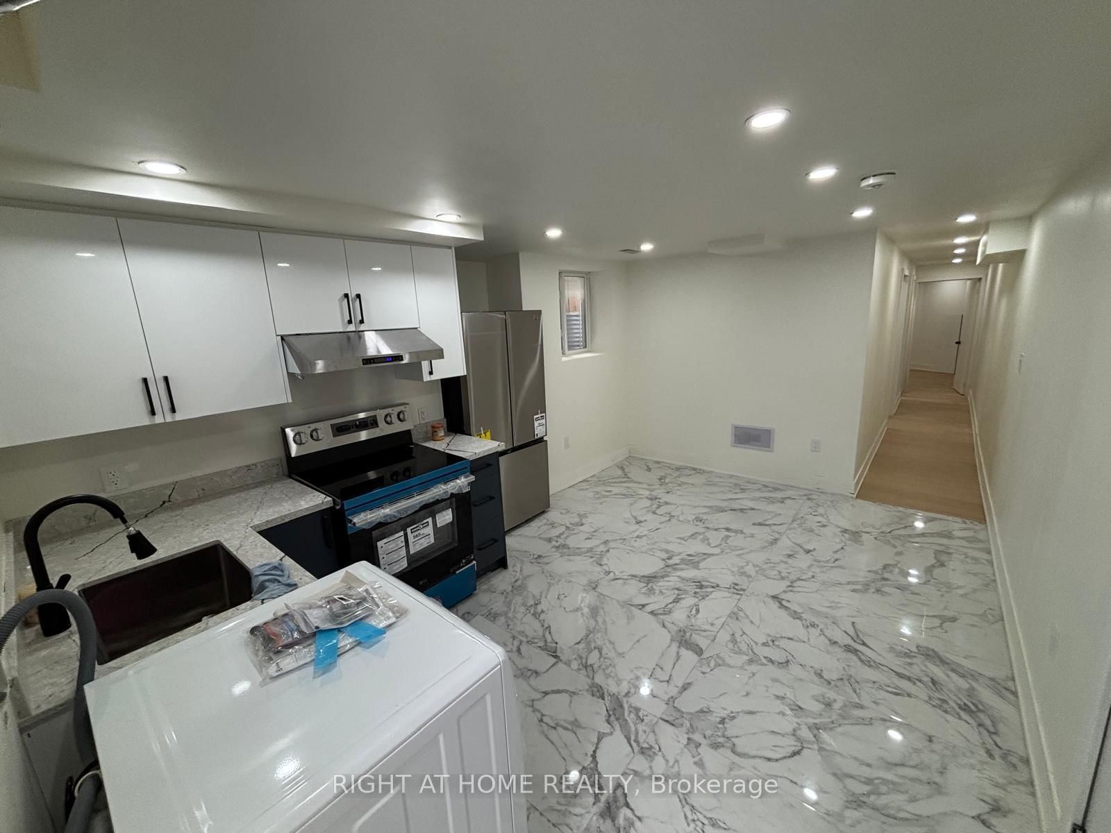 Basement-31 Orleans Dr, Toronto — 13