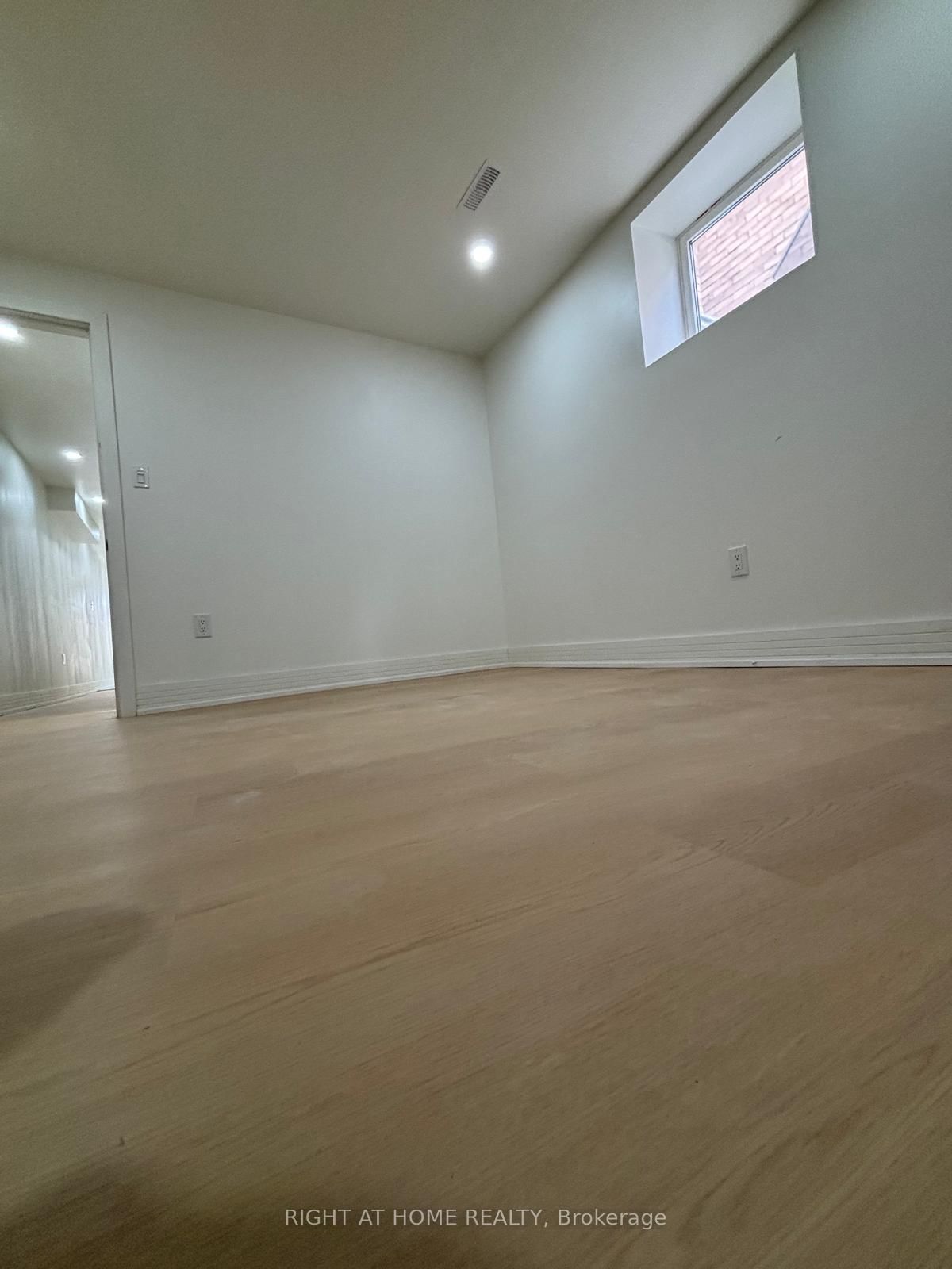 Basement-31 Orleans Dr, Toronto — 15