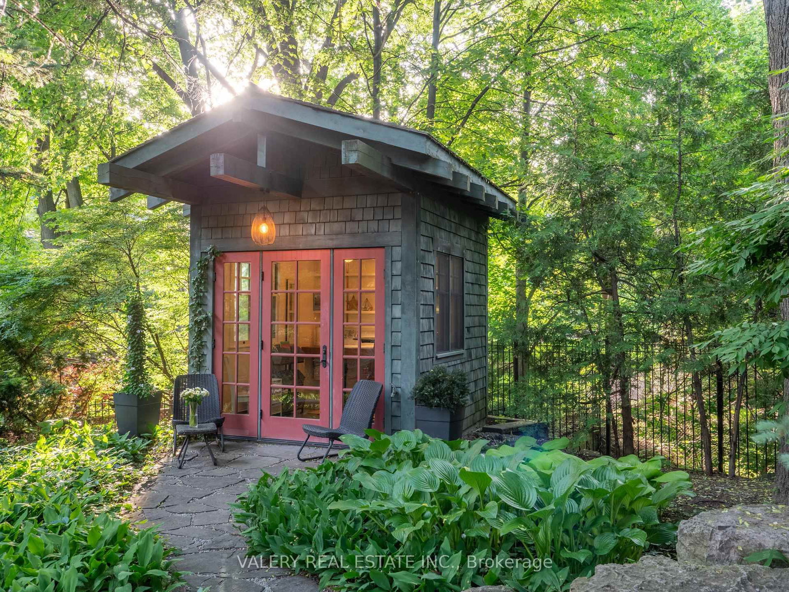 270 Indian Rd, Toronto — 47
