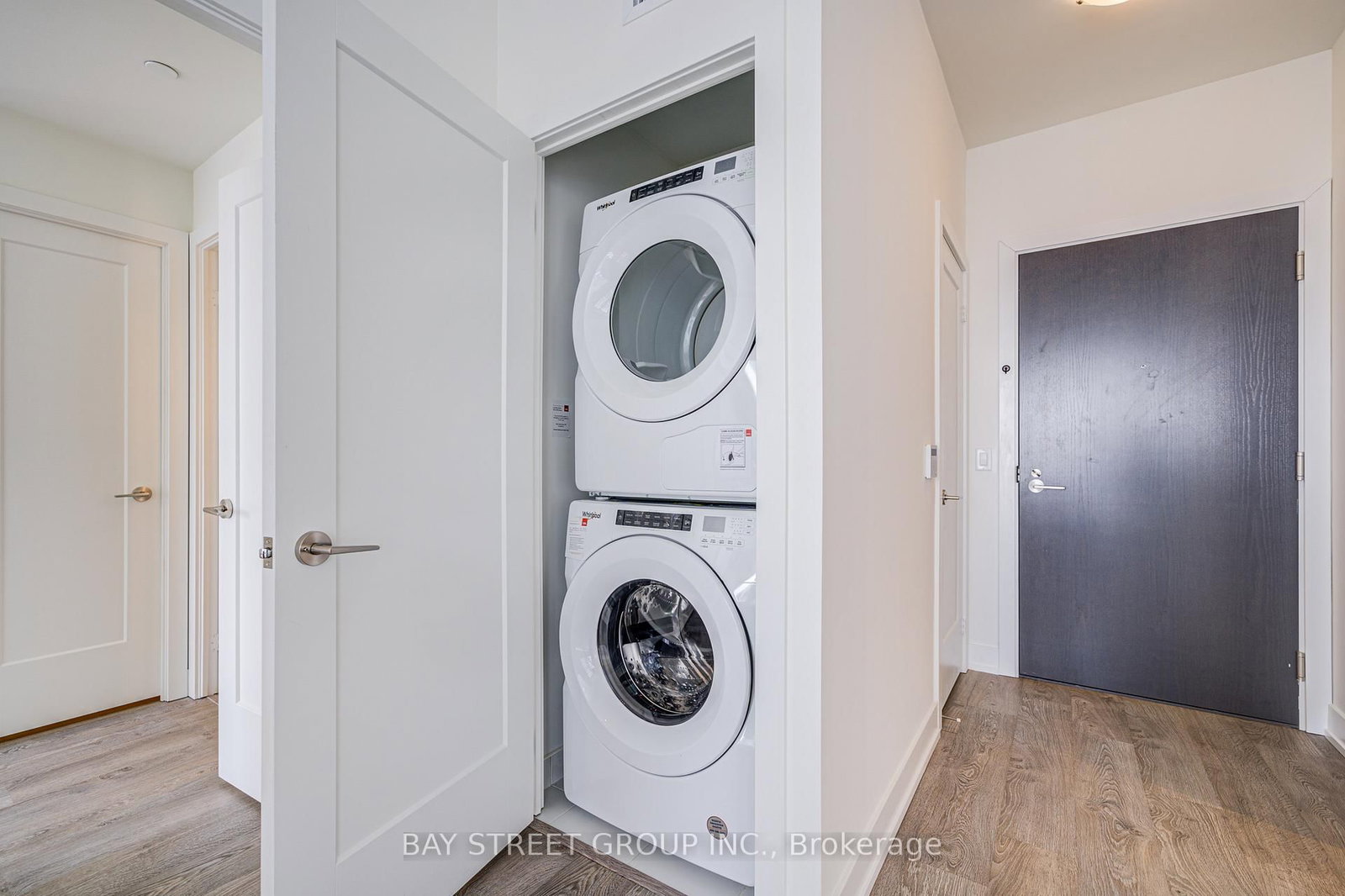 4032-5 Mabelle Ave, Toronto — 22