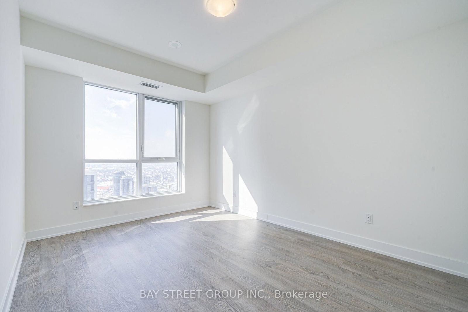 4032-5 Mabelle Ave, Toronto — 23