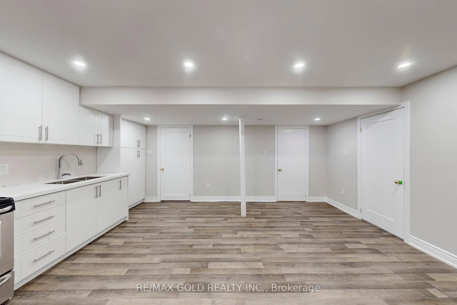 189 Kingsview Blvd, Toronto — 47