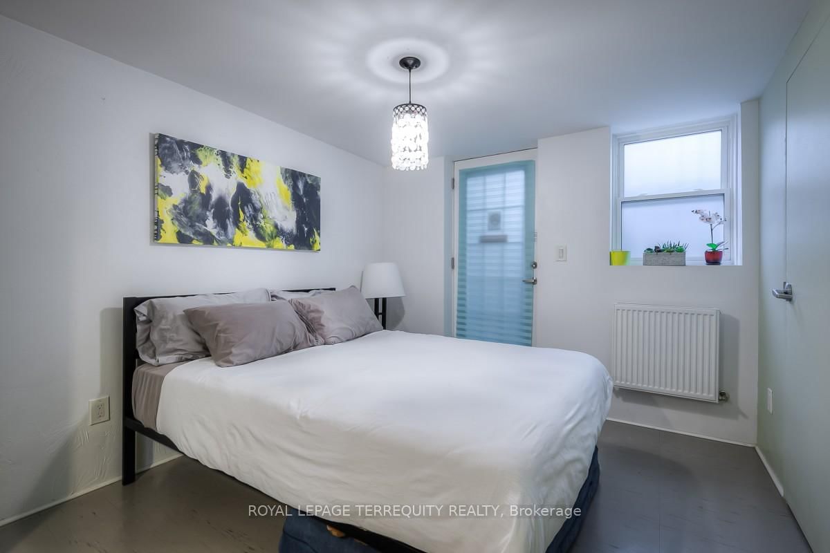 BSMT-26A Scarlett Rd, Toronto — 13