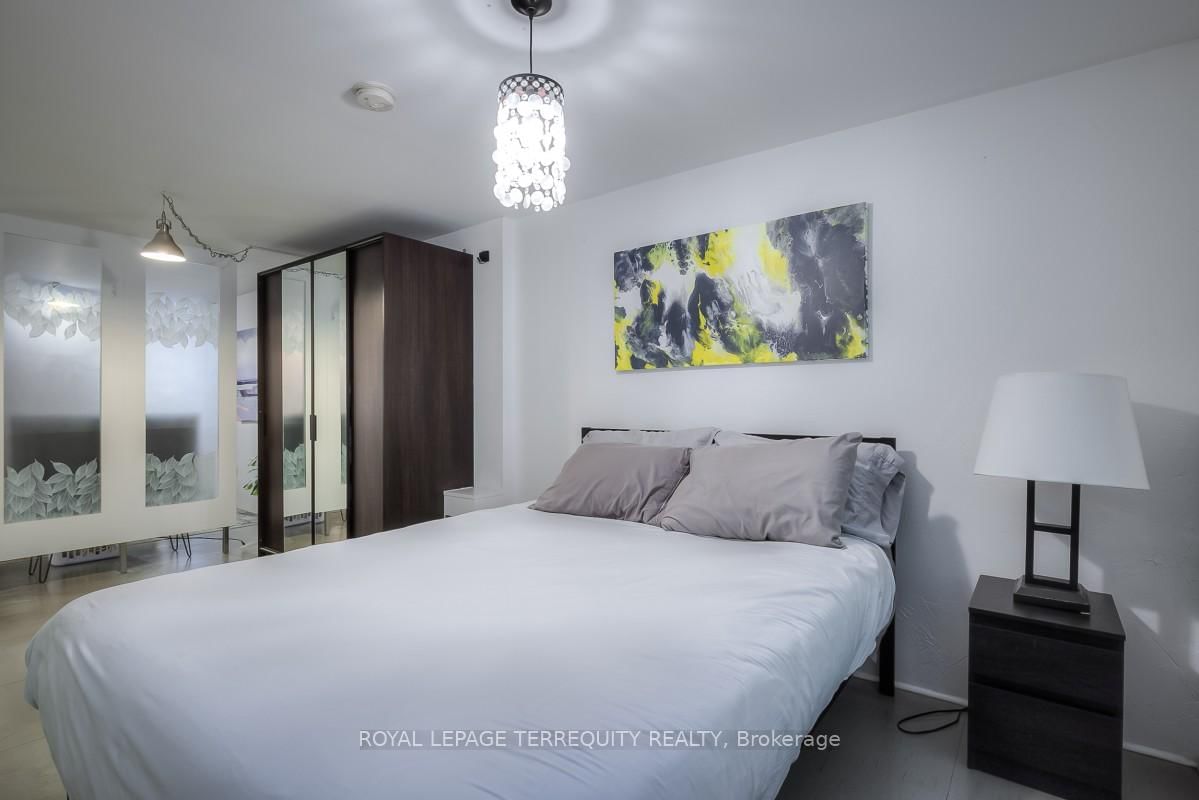 BSMT-26A Scarlett Rd, Toronto — 14