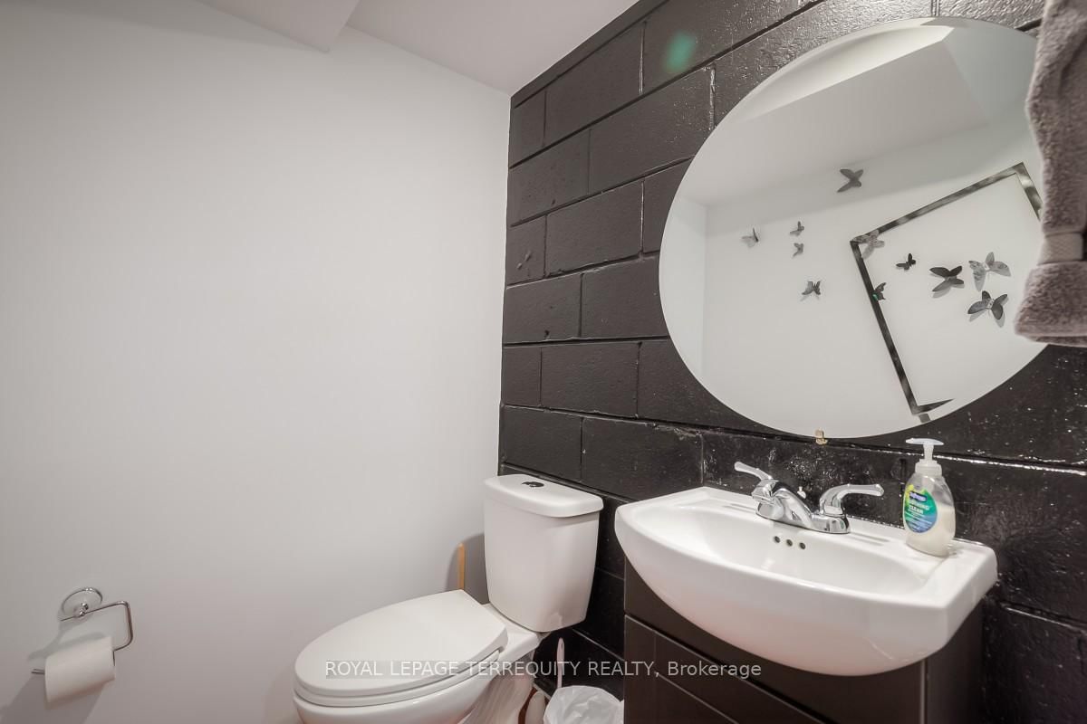 BSMT-26A Scarlett Rd, Toronto — 15